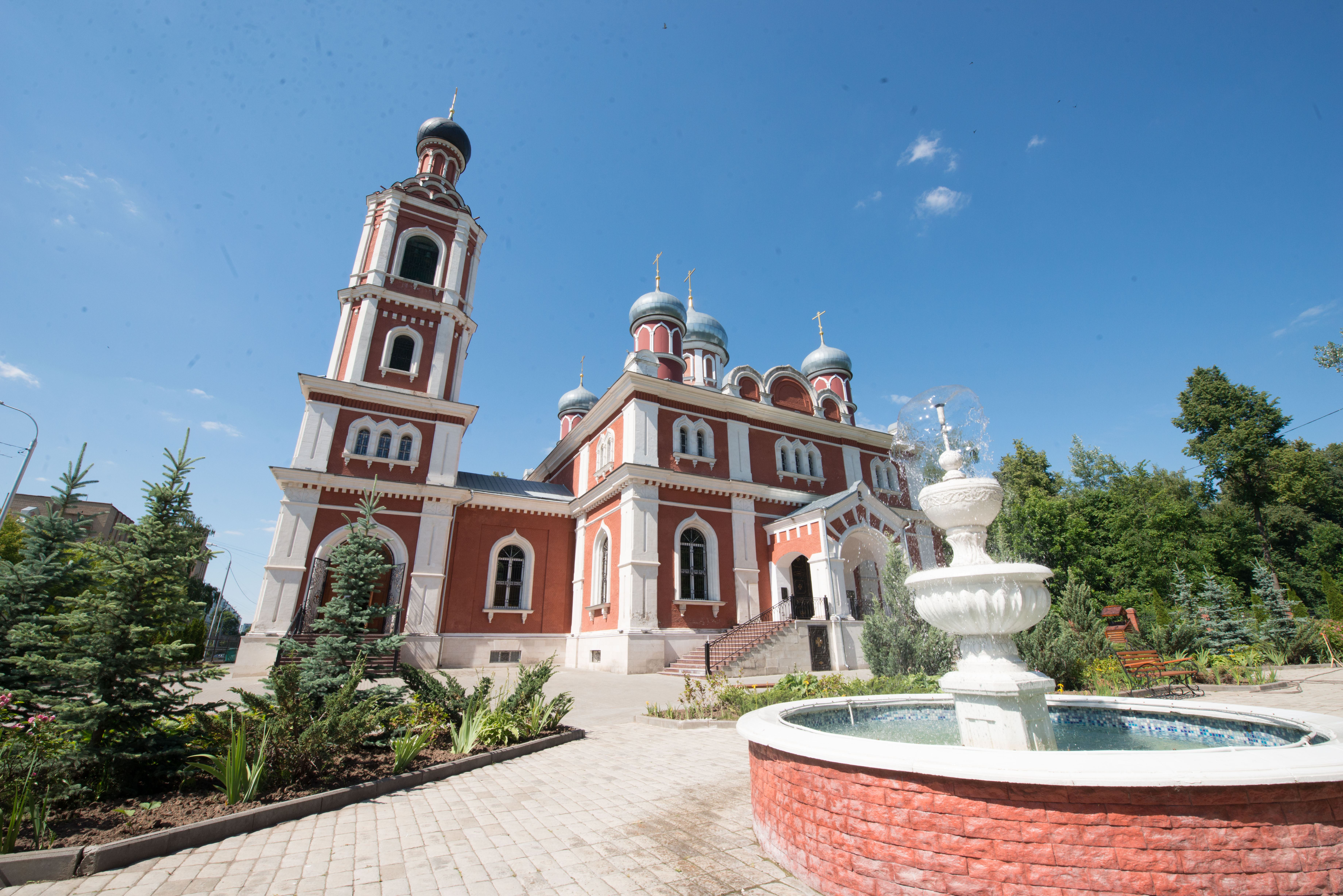 Храм Всех Святых