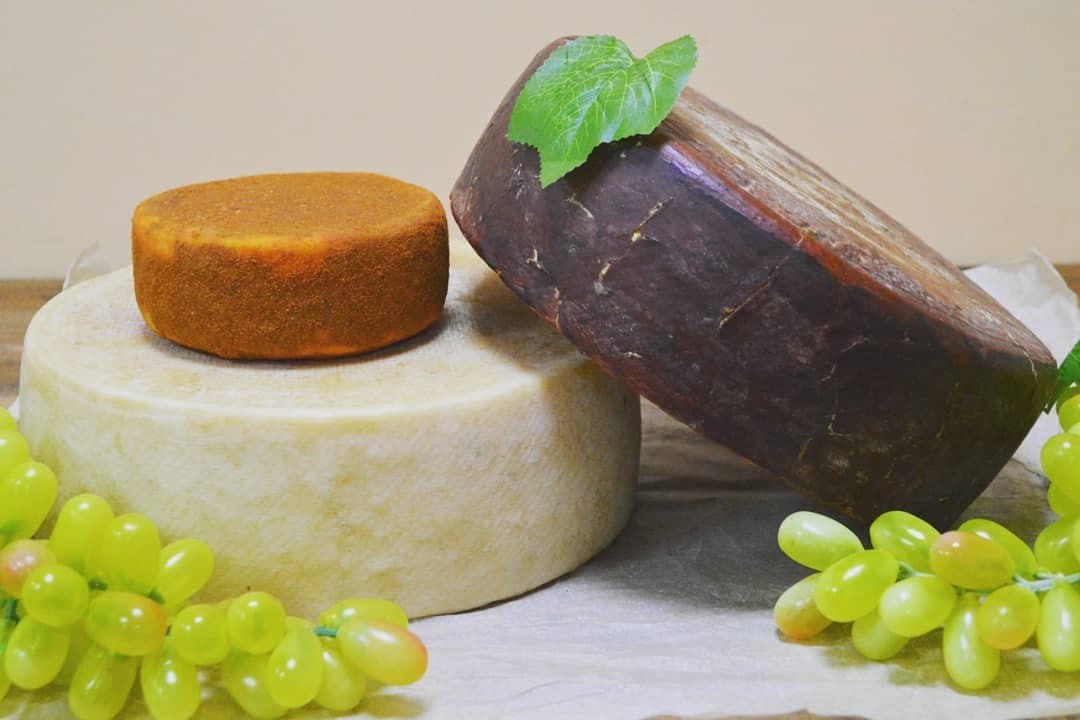 Сыры торговой марки «Велеми»