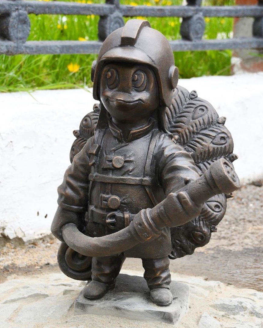 Павлинчик-пожарный пополнил «семью павлинов» в Серпухове